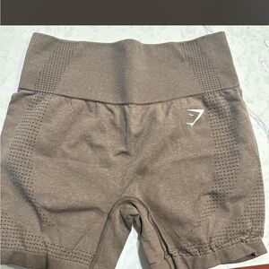 Gymshark Seamless High-Waist Bike Shorts — Brown